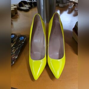 Elisabet Tang Women Pumps
